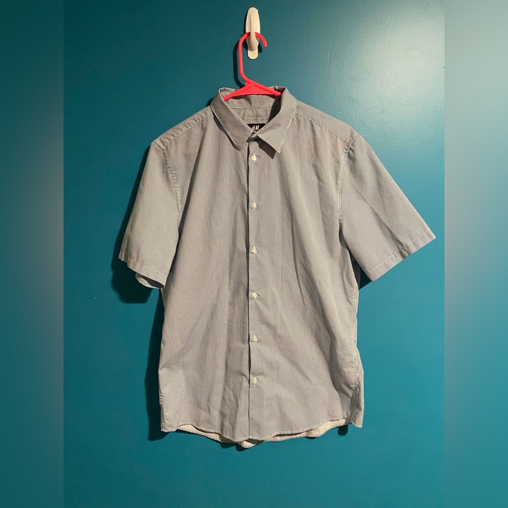 Men's Gray Short Sleeve Button Up Shirt